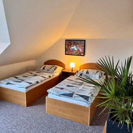 Ji Apartment Модржице Екстер'єр фото