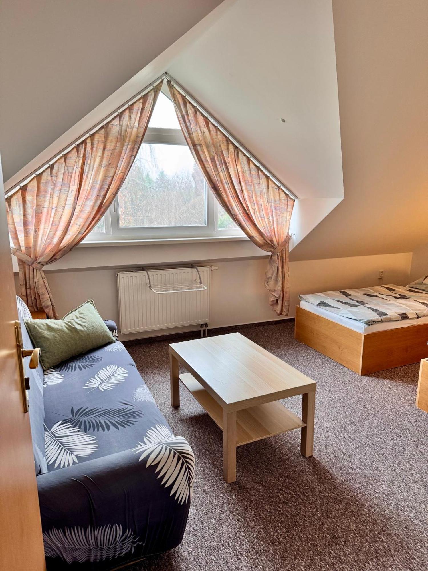 Ji Apartment Модржице Екстер'єр фото