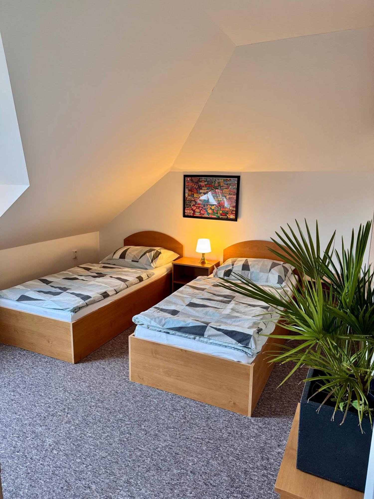 Ji Apartment Модржице Екстер'єр фото